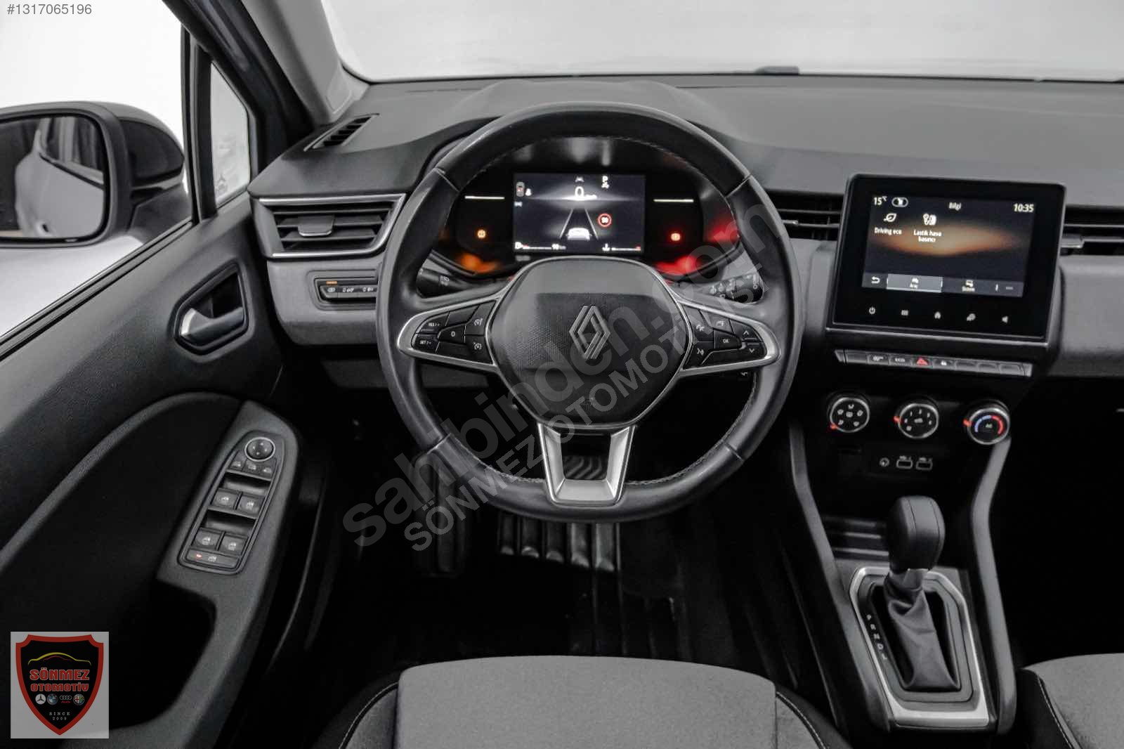 2025 CLİO 1.0TCE EVOLUTİON GSR HATASIZ BOYASIZ 26.000KM ELDEN SENETLE