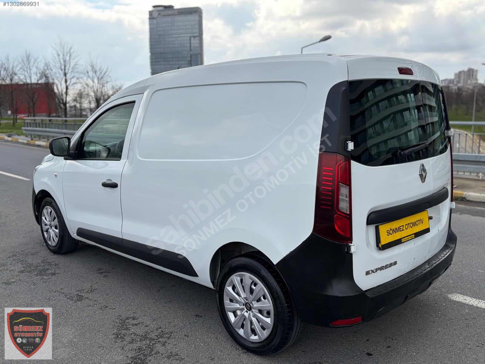 2023 RENAULT EXPRESS VAN FATURALI VERGİ LEVHALILARA TAMAMI KREDİLİ